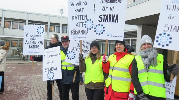 manifestation åland 2